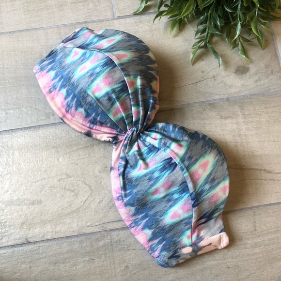 Vs strapless watercolor padded bikini top. Size 36D - Picture 1 of 4